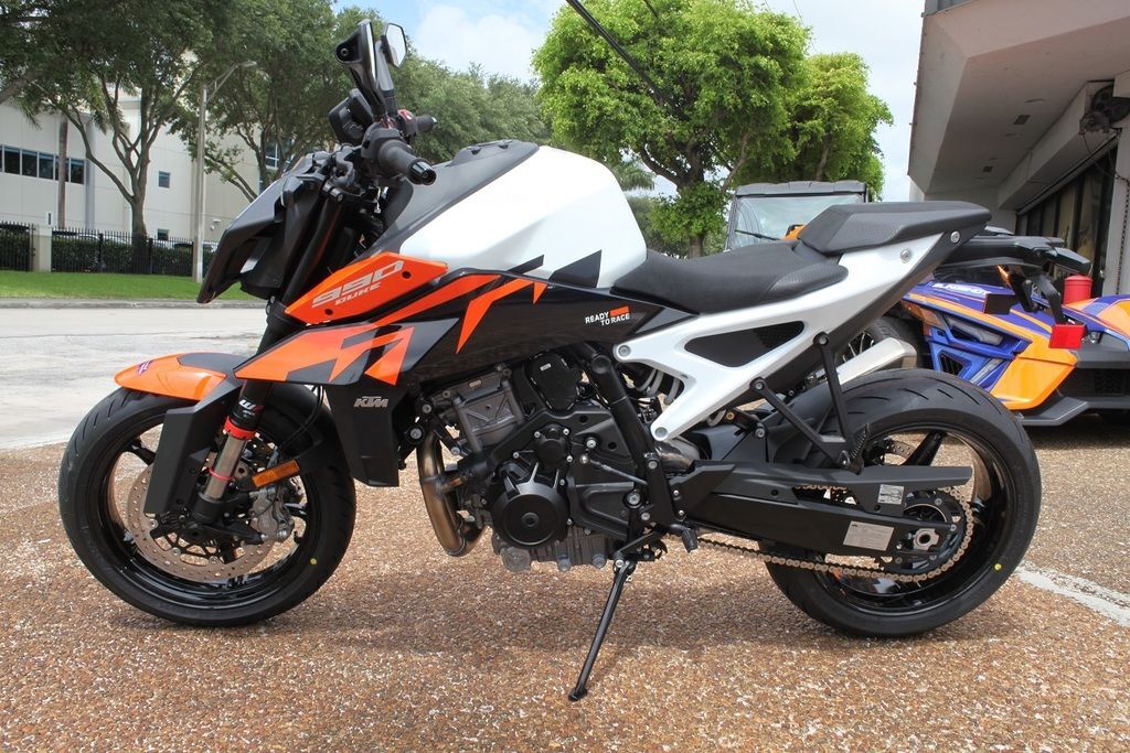 2027 KTM 990 Duke 990 in Hialeah, FL