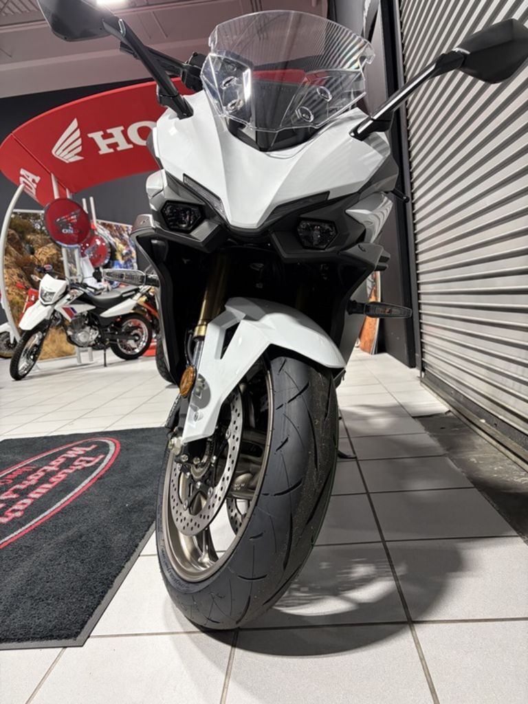 2026 Suzuki GSX-S1000GT+ in oakland FL