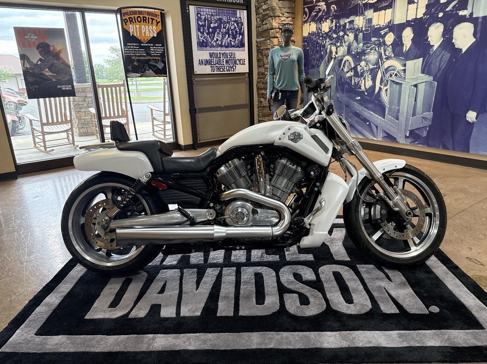 2011 Harley-Davidson V-Rod Muscle MUSCLE in Mechanicsburg, PA