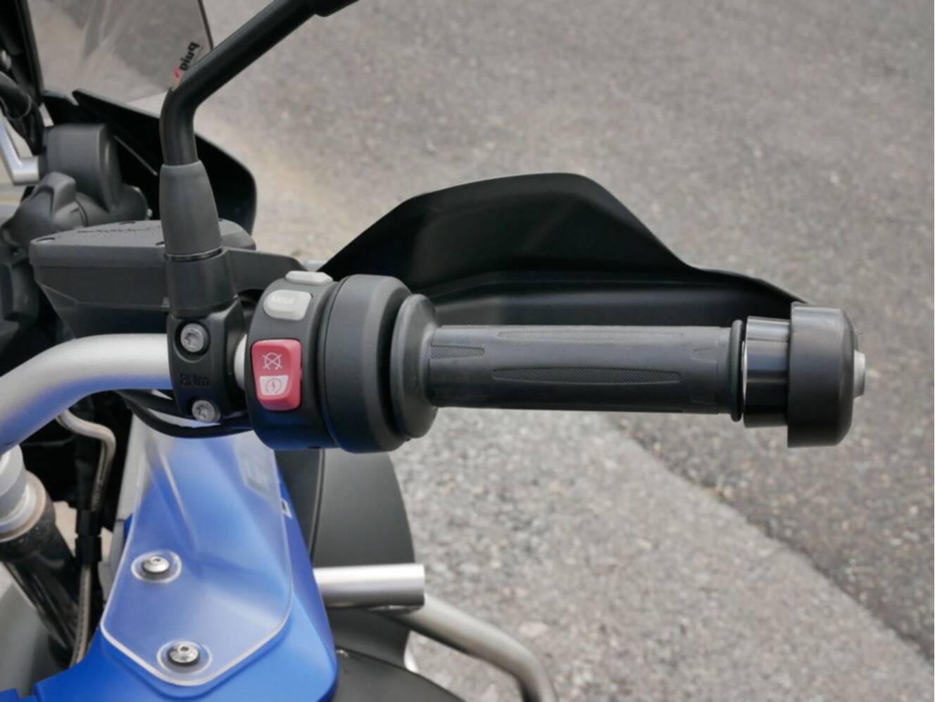 A photo of this 2015 BMW R 1200 GS Adventure