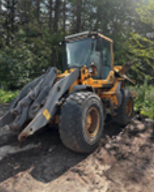 2008 Volvo L60F in Chicago, MA