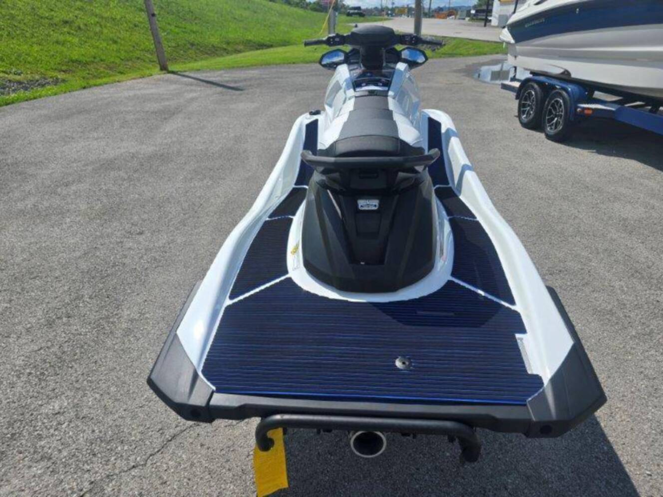 A photo of this 2026 Yamaha Waverunner VX Deluxe