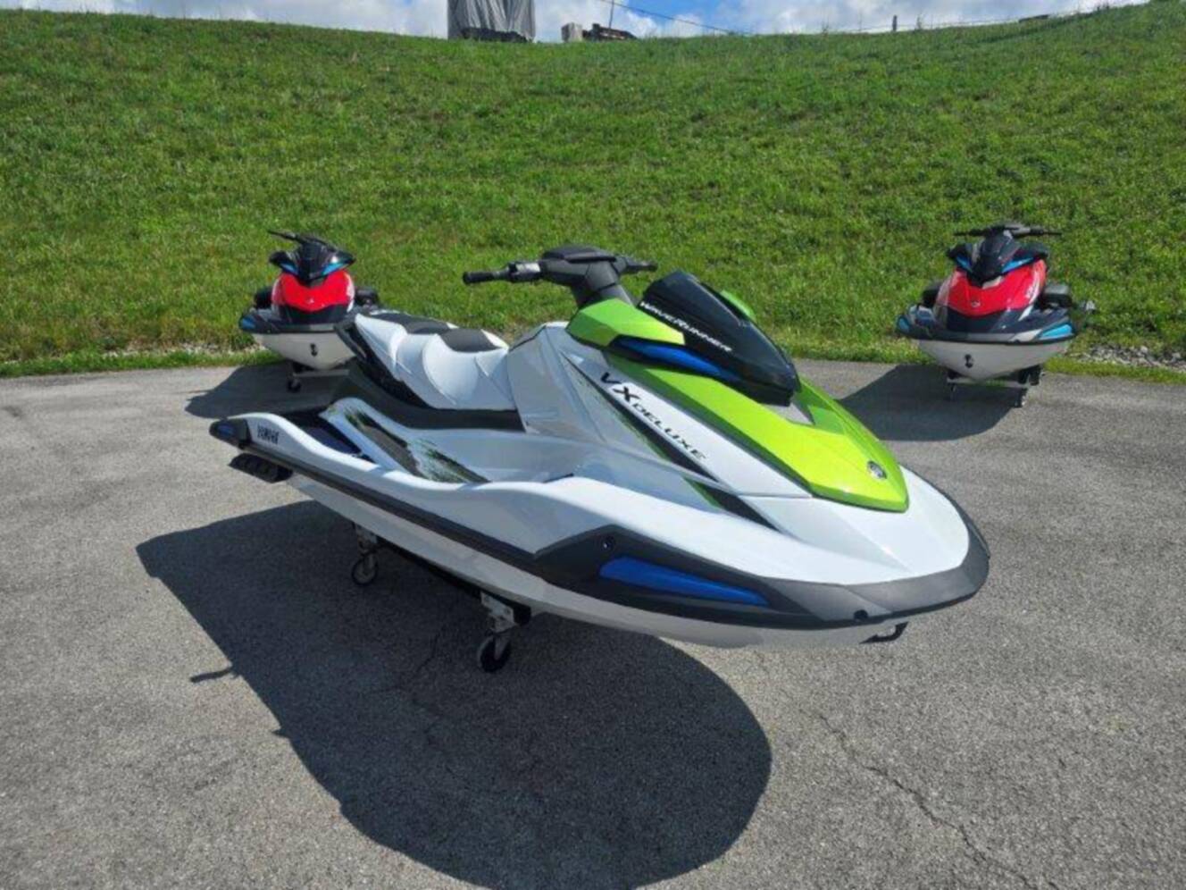 A photo of this 2026 Yamaha Waverunner VX Deluxe