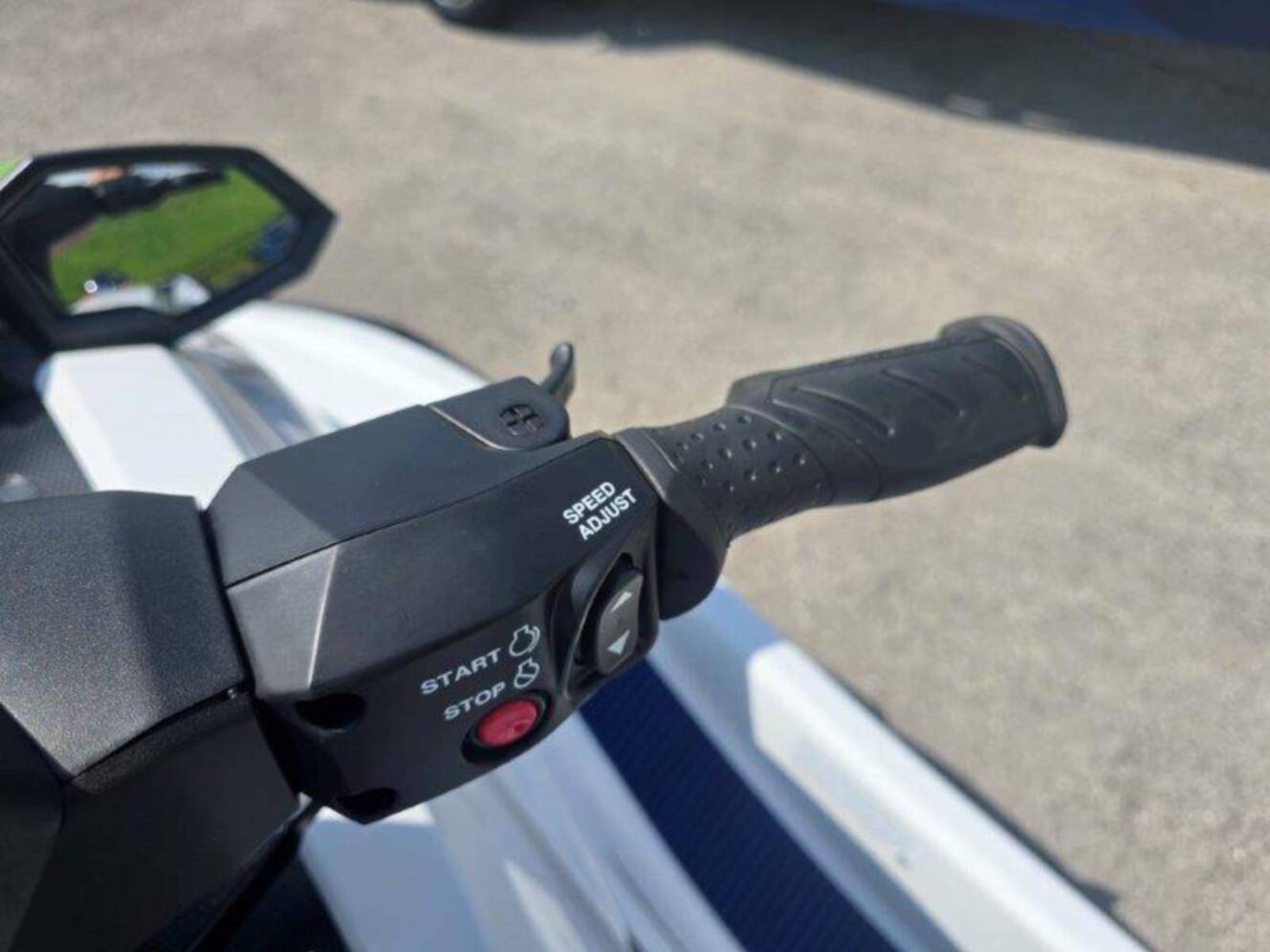 A photo of this 2026 Yamaha Waverunner VX Deluxe