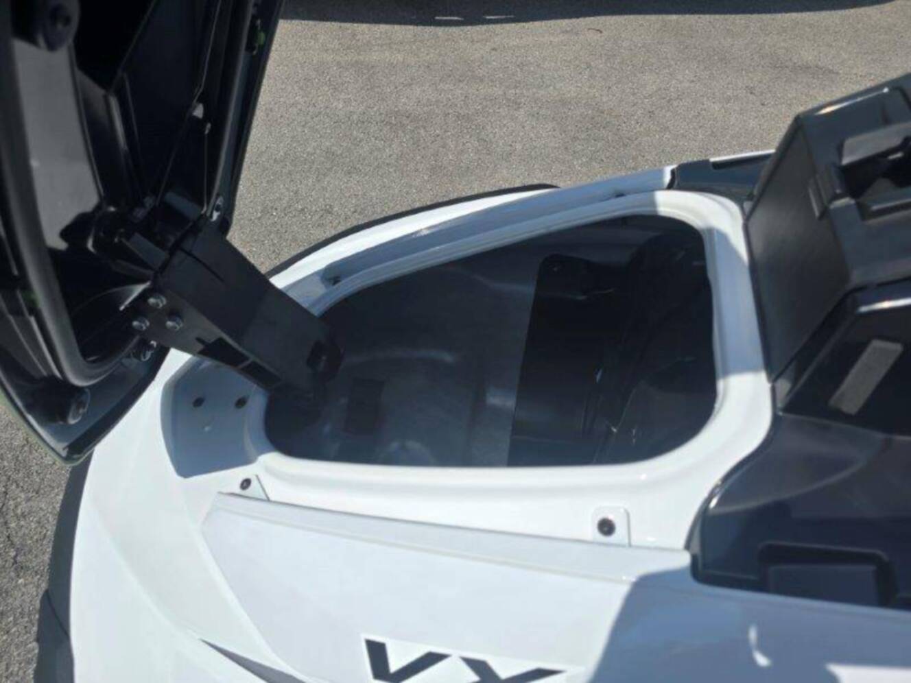 A photo of this 2026 Yamaha Waverunner VX Deluxe