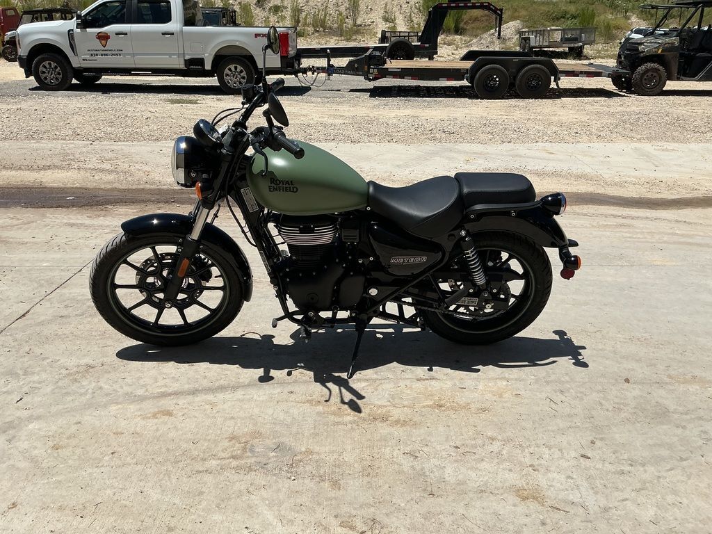 2024 Royal Enfield Meteor 350 Fireball Matte Green 350 in Kerrville, TX