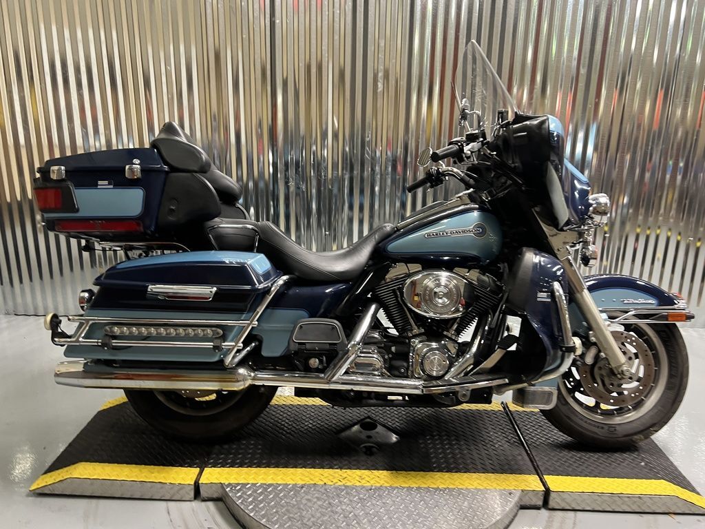 2005 Harley-Davidson® FLHTCUI - Electra Glide® Ultra Classic® Injection ULTRA CLASSIC FLHTCU in Beaumont, TX