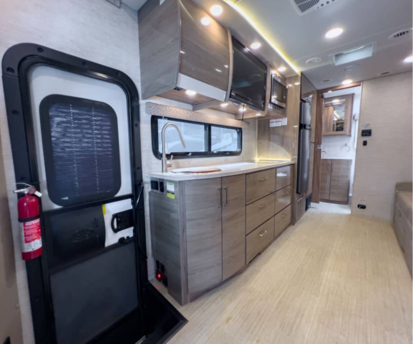 A photo of this 2021 Jayco MELBOURNE PRESTIGE 24RP