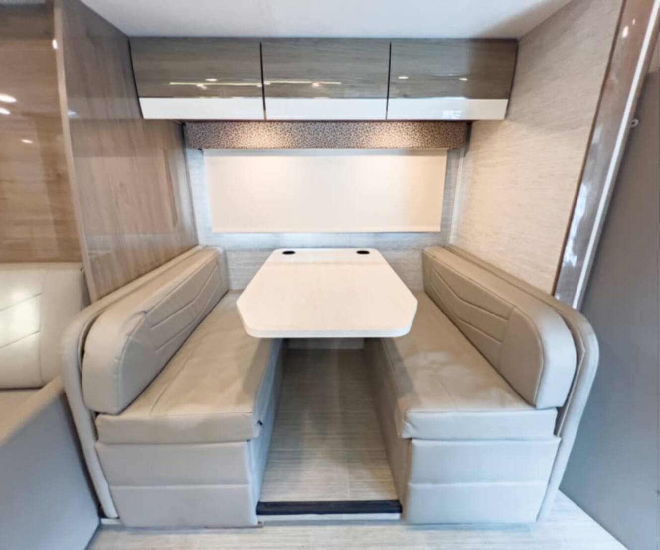 A photo of this 2021 Jayco MELBOURNE PRESTIGE 24RP
