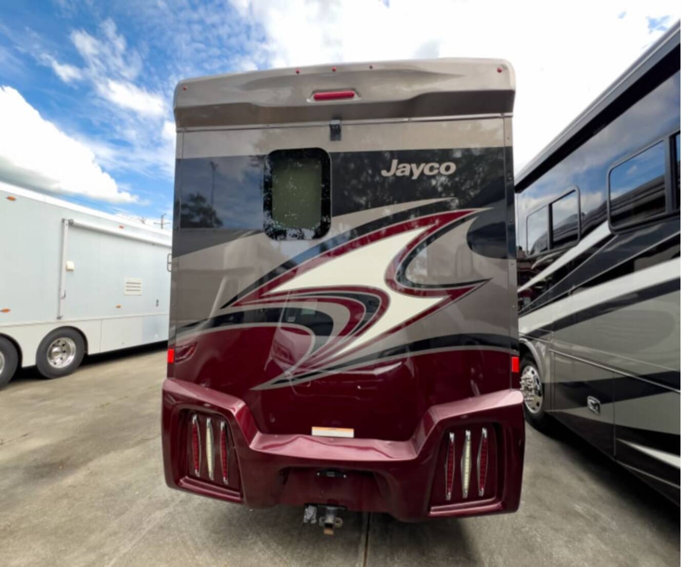 A photo of this 2021 Jayco MELBOURNE PRESTIGE 24RP