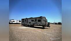 2018 Forest River Rockwood Signature Ultra Lite 8311WS RV