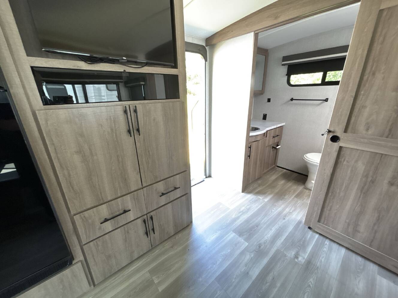 A photo of this 2024 Grand Design Imagine 2600RB