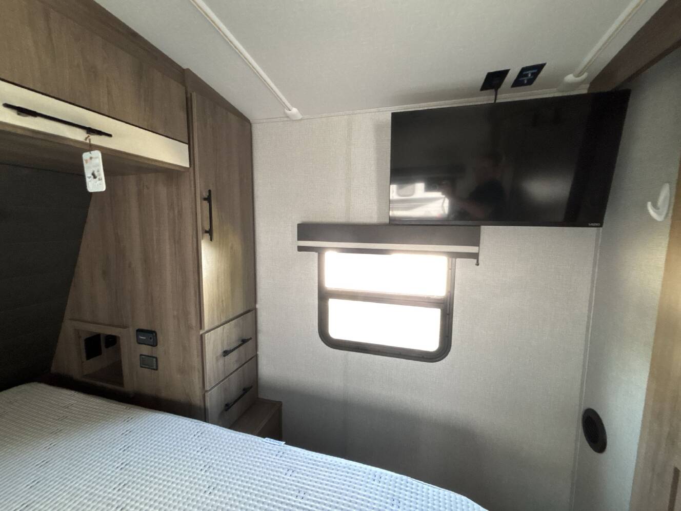 A photo of this 2024 Grand Design Imagine 2600RB