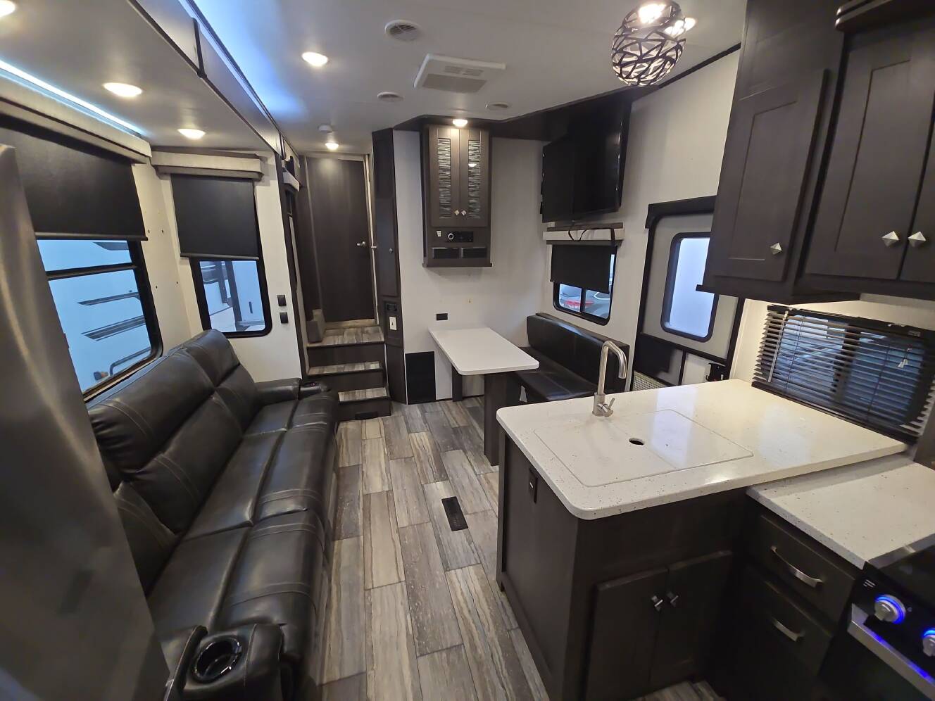 A photo of this 2021 Heartland ROAD WARRIOR 414RW