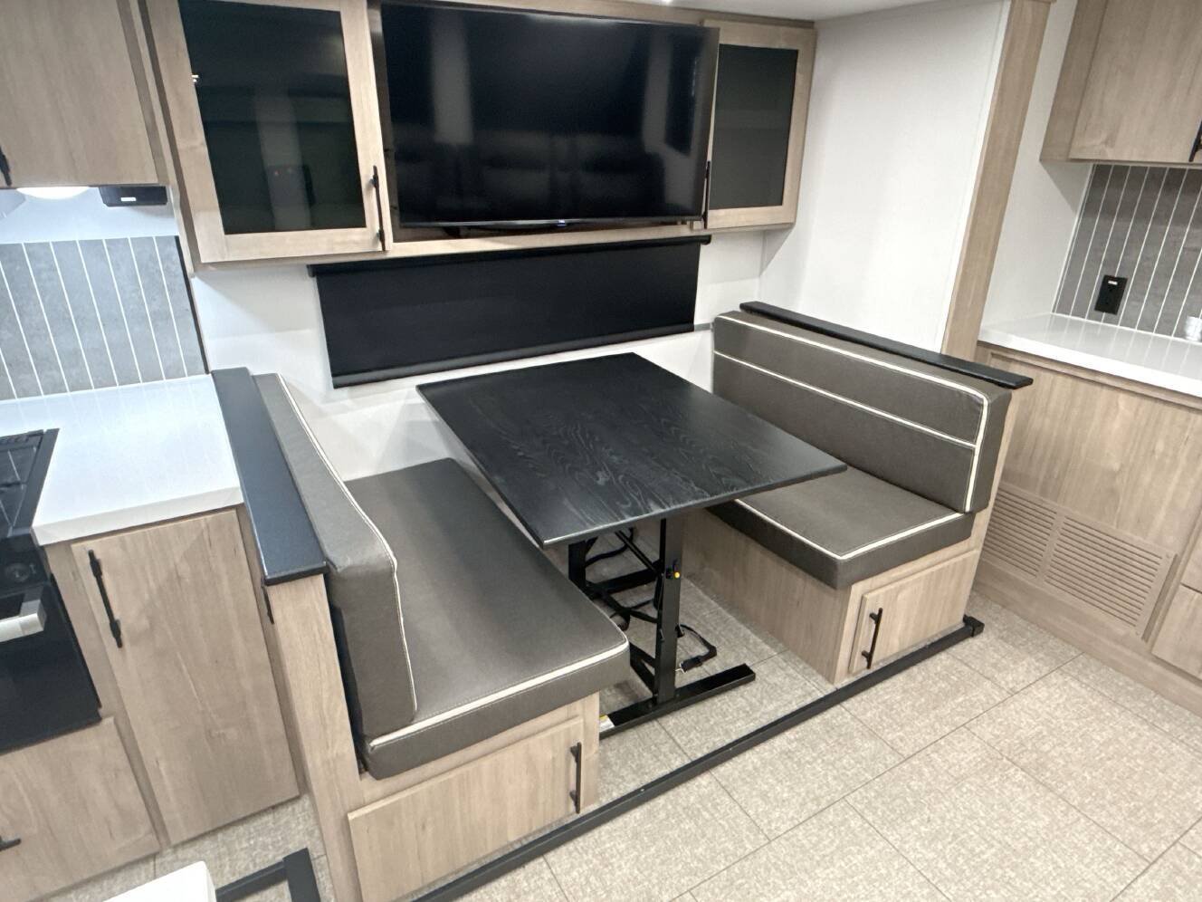 A photo of this 2025 Grand Design IMAGINE 3210BH