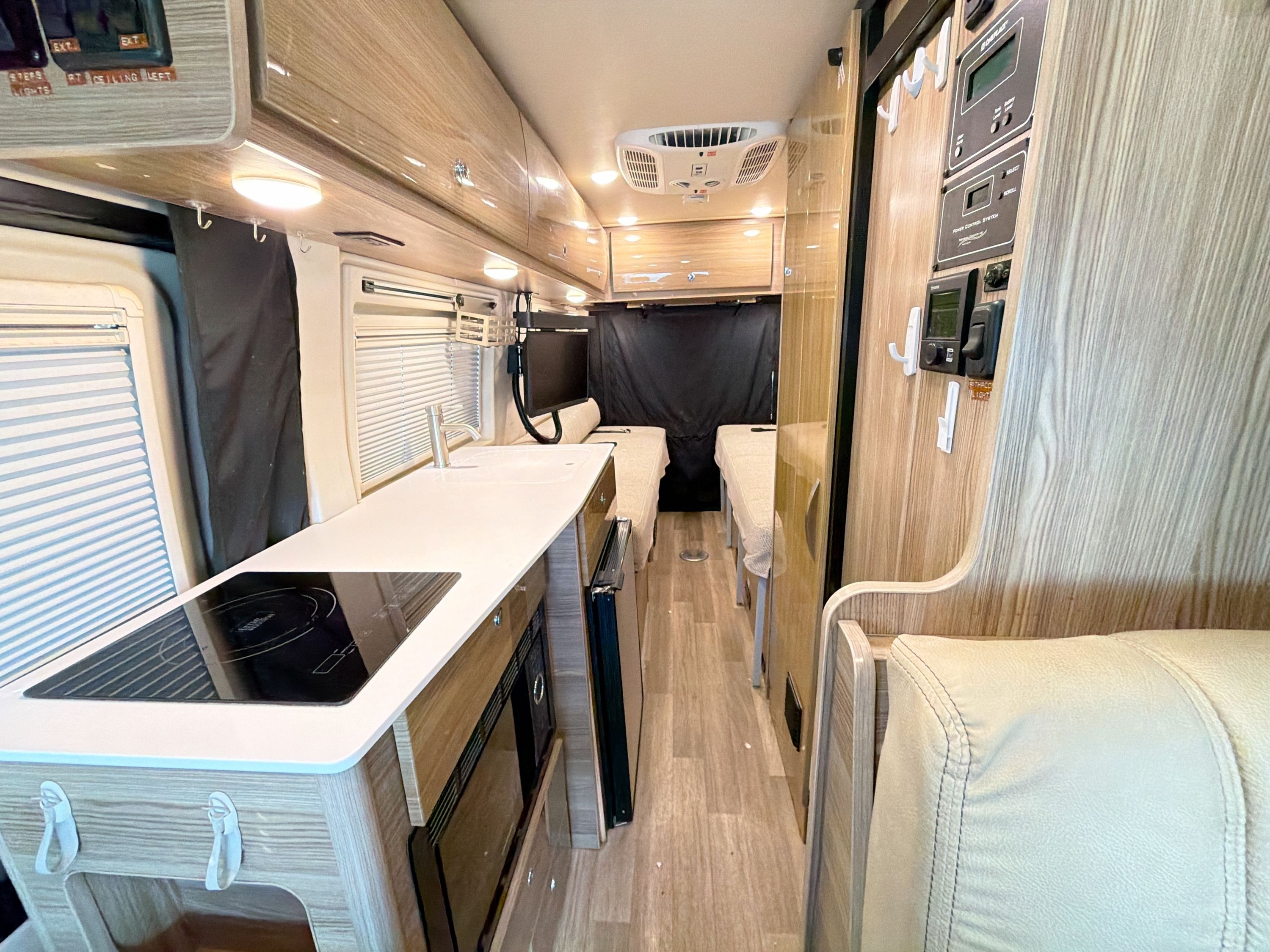 2022 Winnebago BOLDT 70BL Q70BL in longmont CO