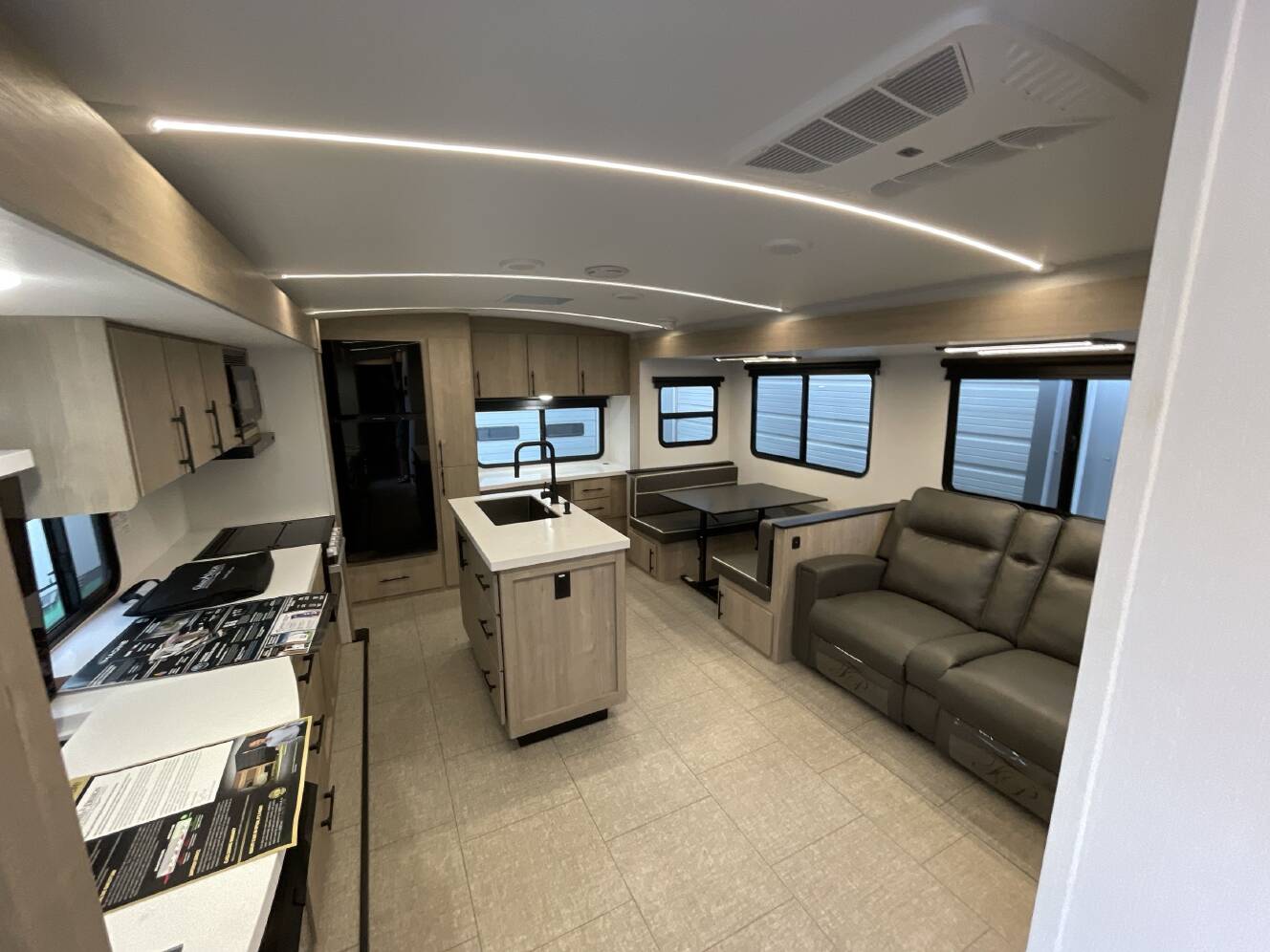 A photo of this 2025 Grand Design IMAGINE 2670MK