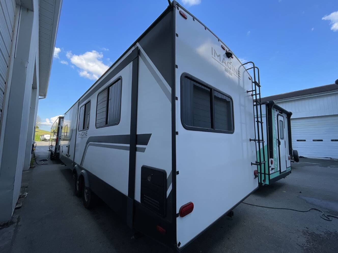 A photo of this 2025 Grand Design IMAGINE 2670MK