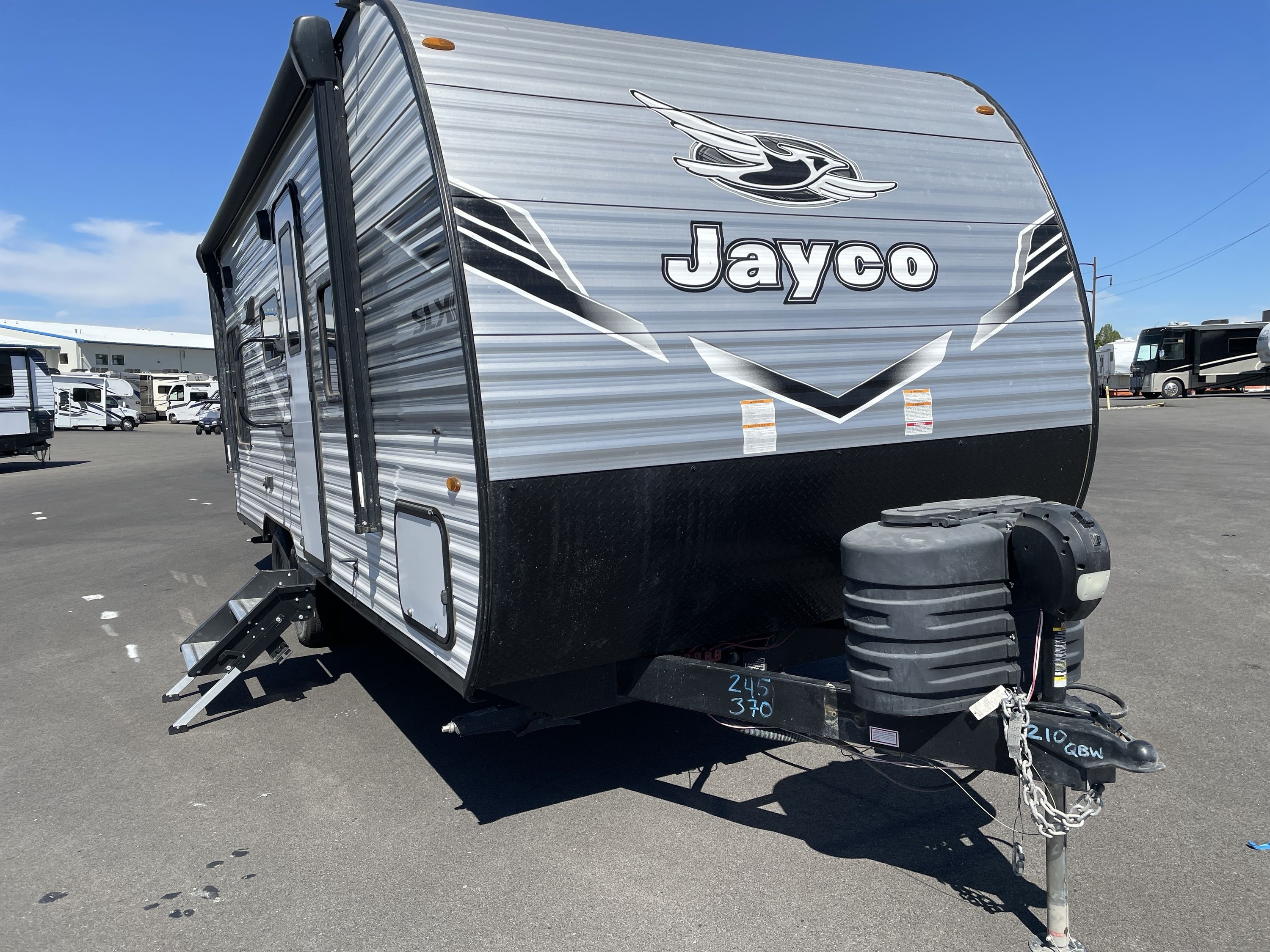 2025 Jayco JAY FLIGHT SLX 210QBW RV