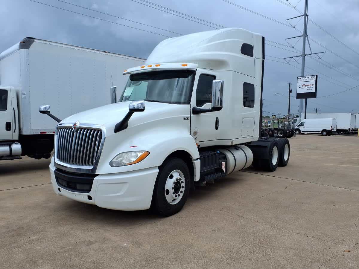 2019 INTERNATIONAL LT625 SLPR CAB in Dallas, TX