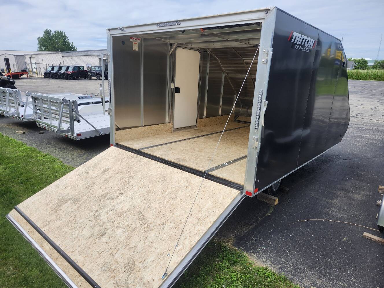 A photo of this 2025 Triton Triton TC 128 Grey
