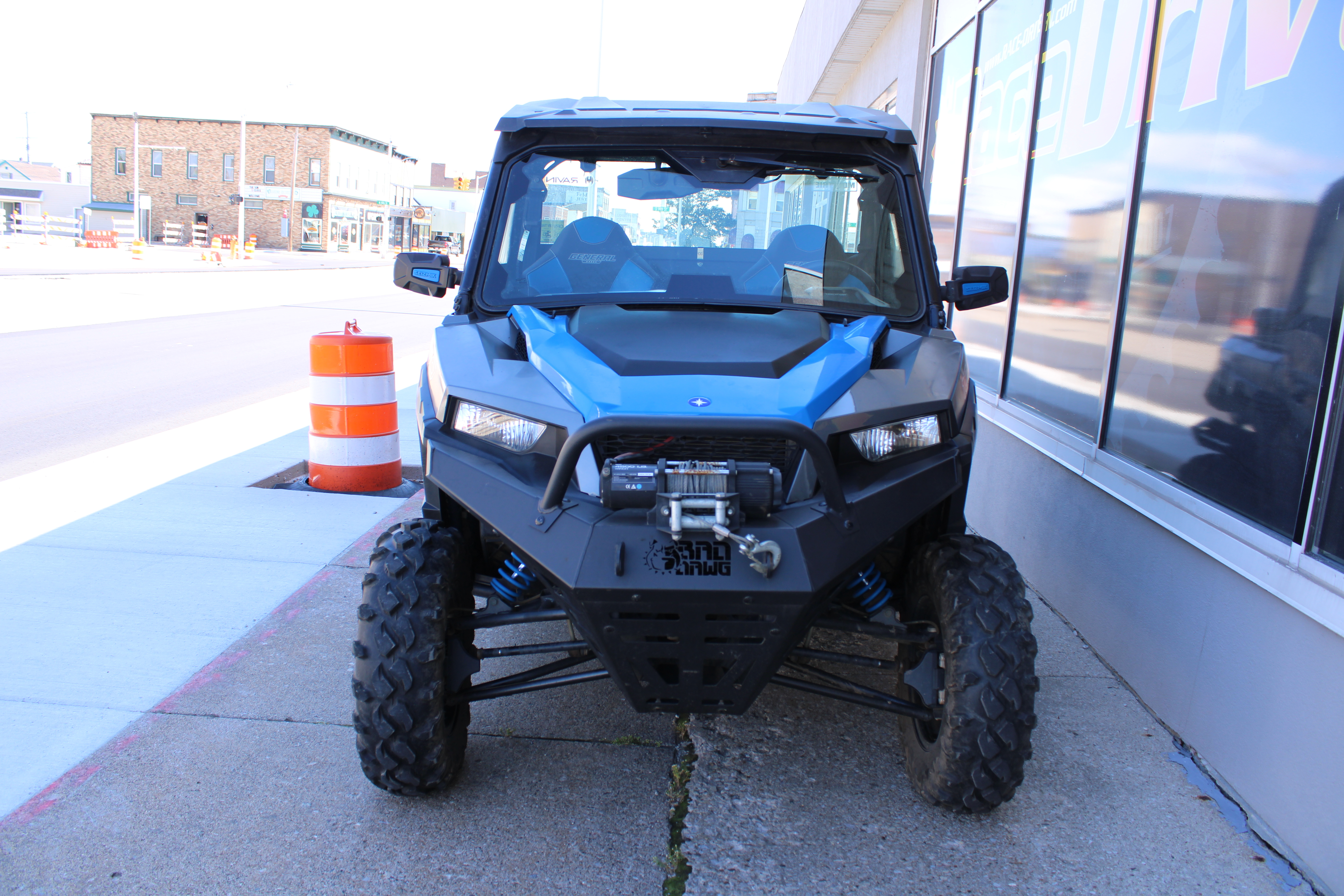 2019 Polaris POLARIS GENERAL 1000 DELUXE TITANIUM in escanaba MI