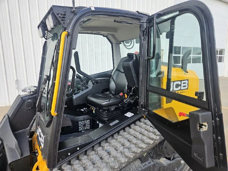 2026 JCB 3TS-8T