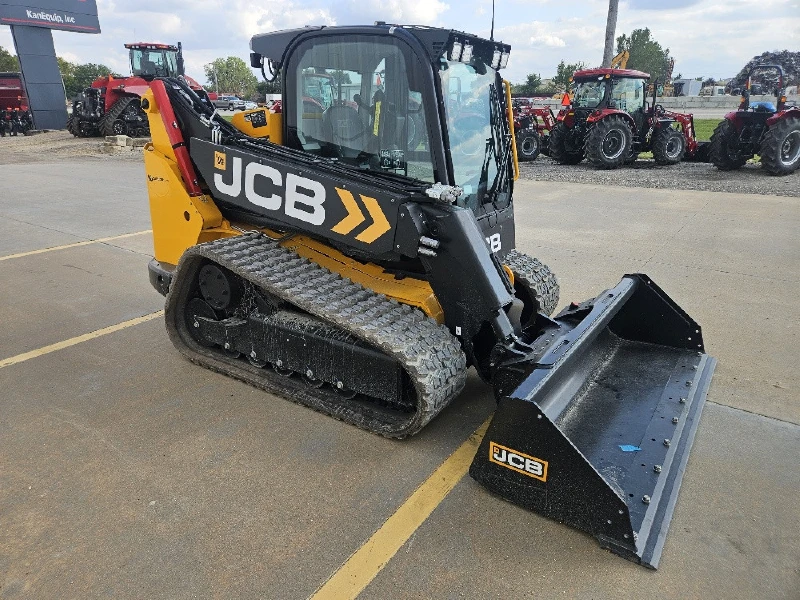 2026 JCB 3TS-8T