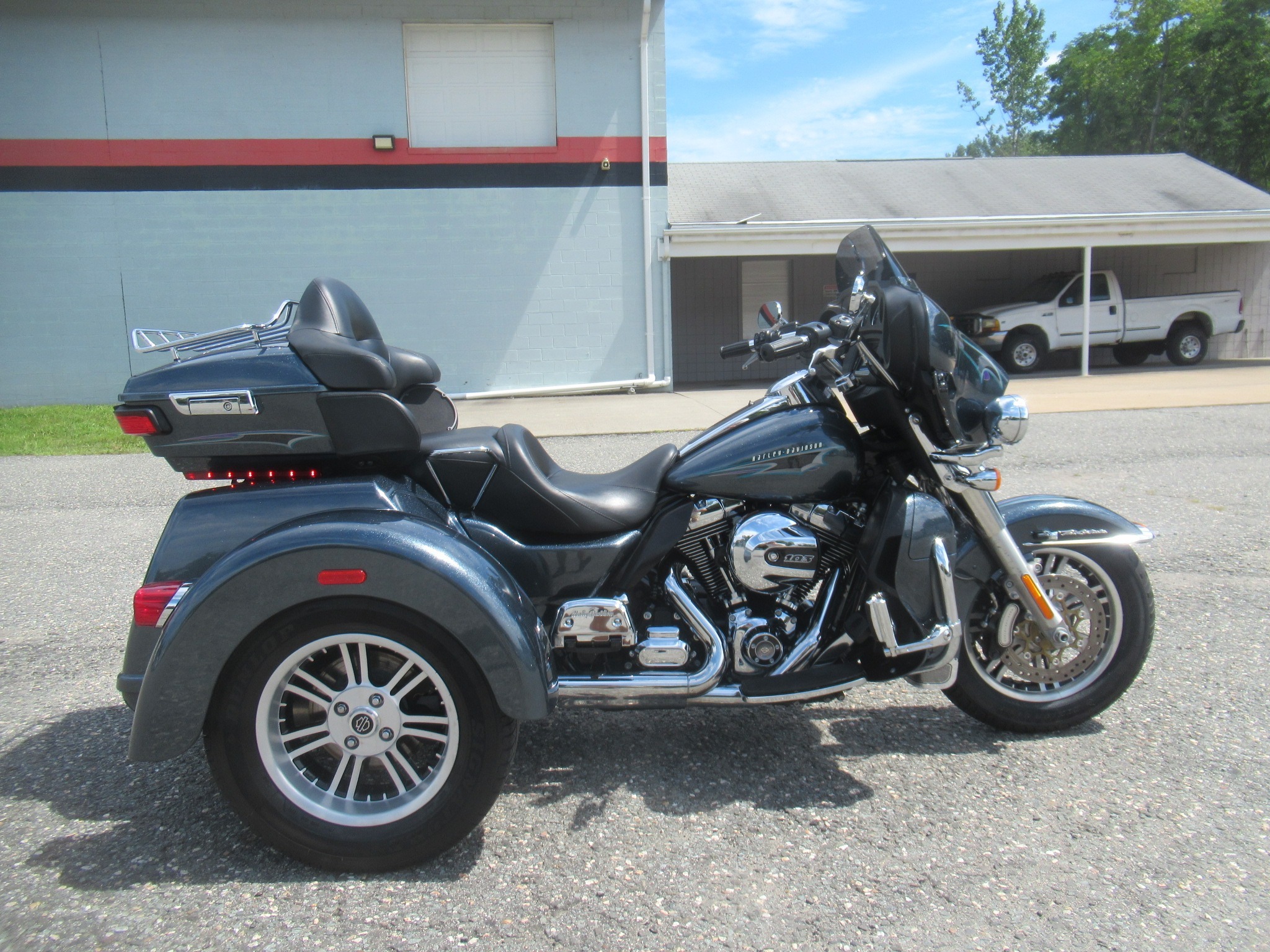 2015 Harley-Davidson Tri Glide® Ultra ULTRA CLASSIC in Springfield, MA