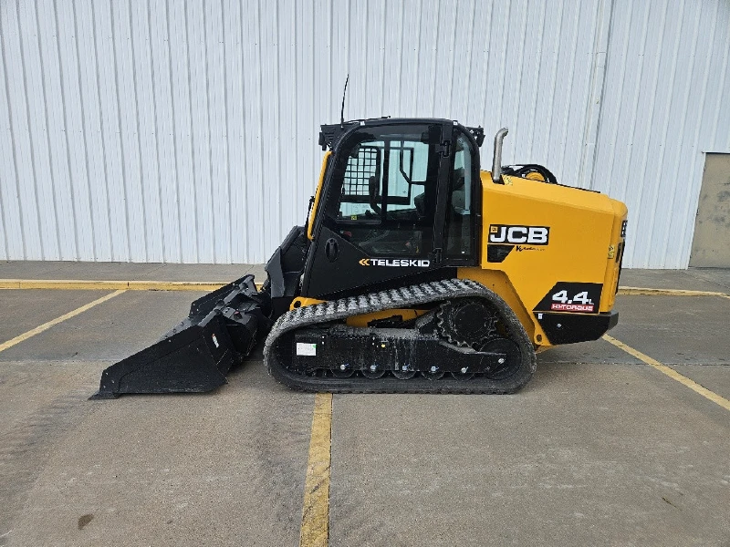2026 JCB 4TS-8T