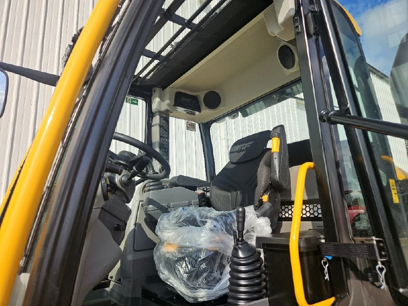 2026 JCB TM320 Agri