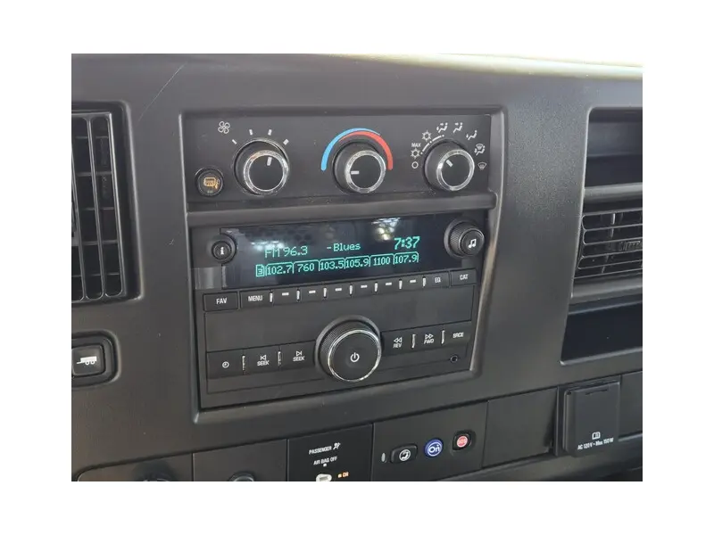 2025 GMC SAVANA