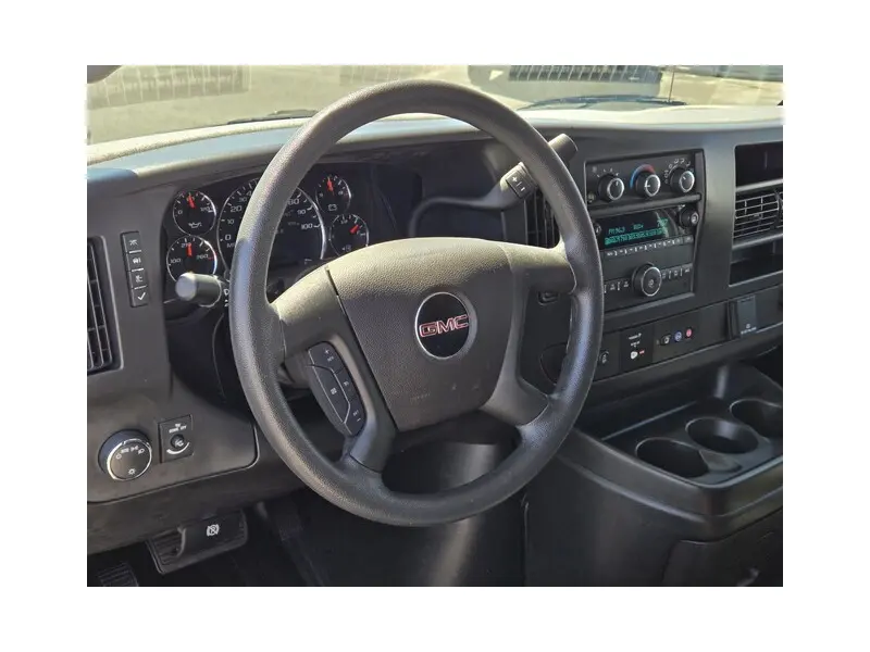 2025 GMC SAVANA