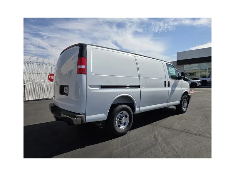 2026 CHEVROLET EXPRESS