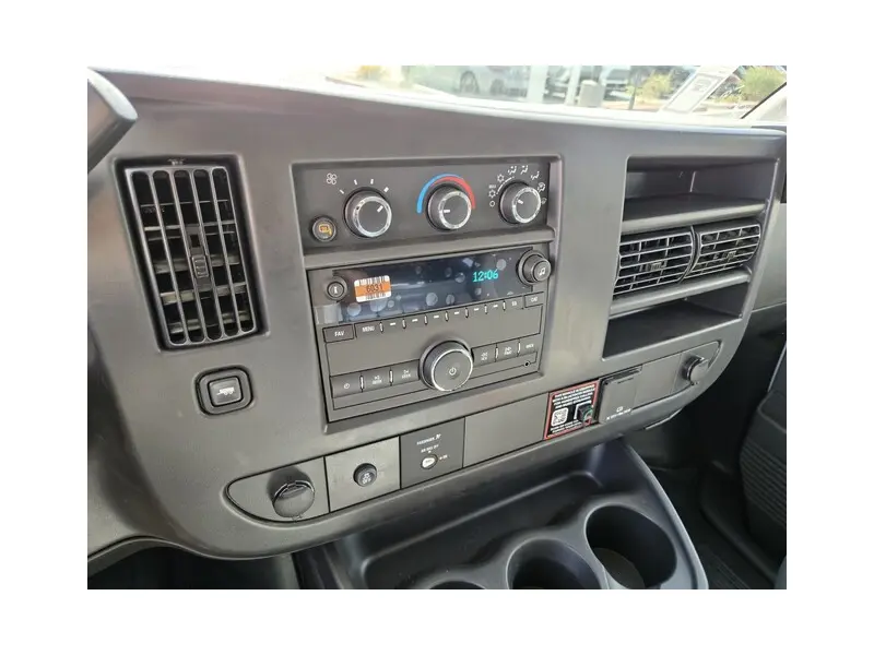2026 CHEVROLET EXPRESS