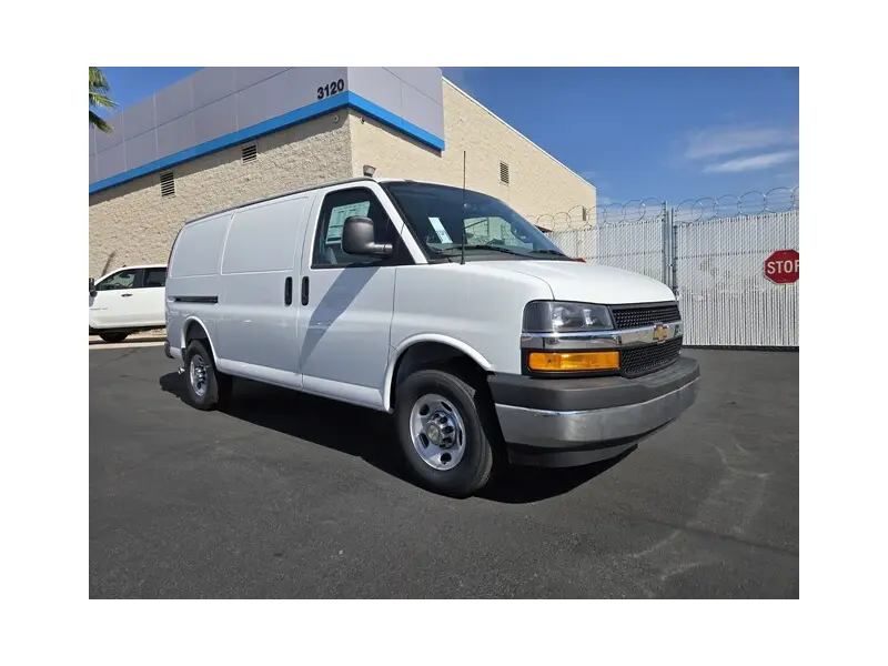 2026 CHEVROLET EXPRESS