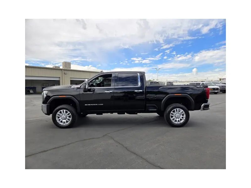 2024 GMC SIERRA