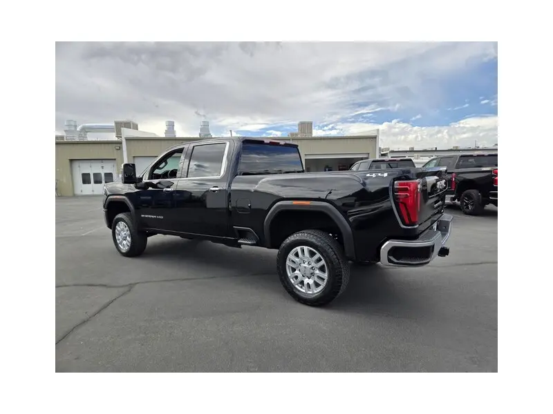 2024 GMC SIERRA