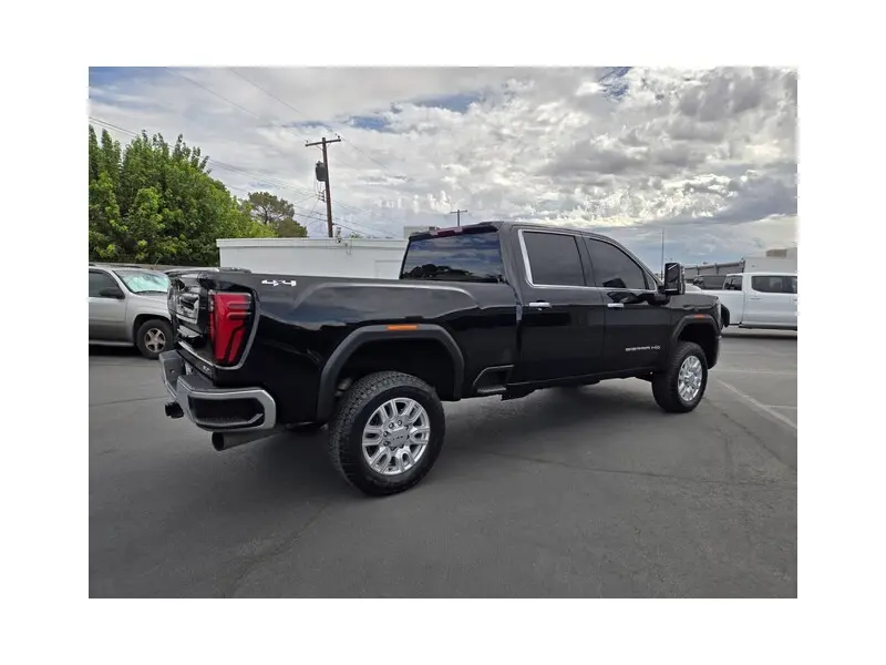2024 GMC SIERRA