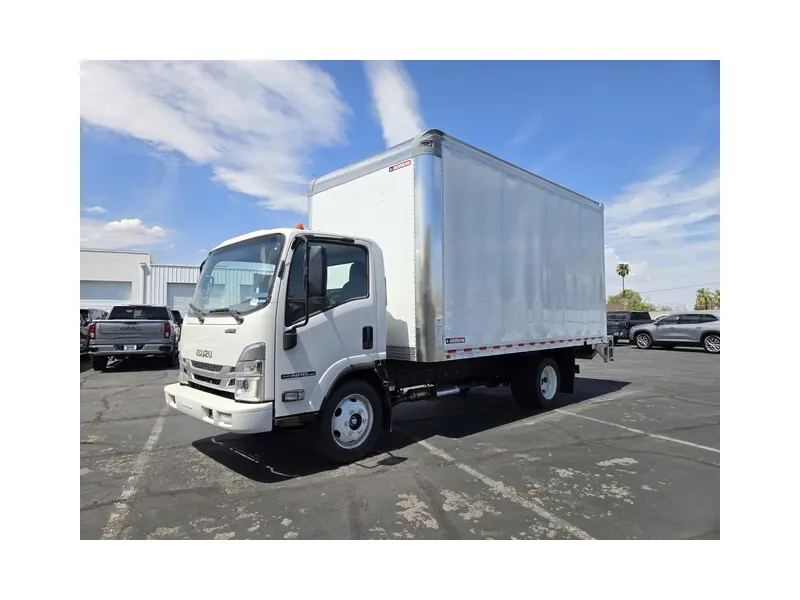 2026 ISUZU NPR HD