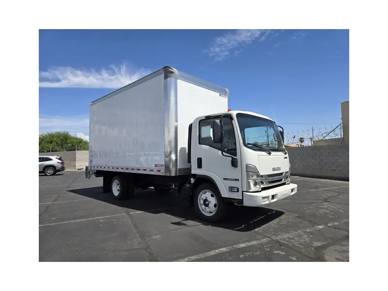 2026 ISUZU NPR HD