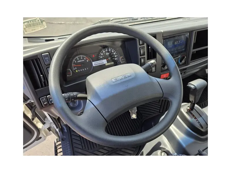 2026 ISUZU NPR HD