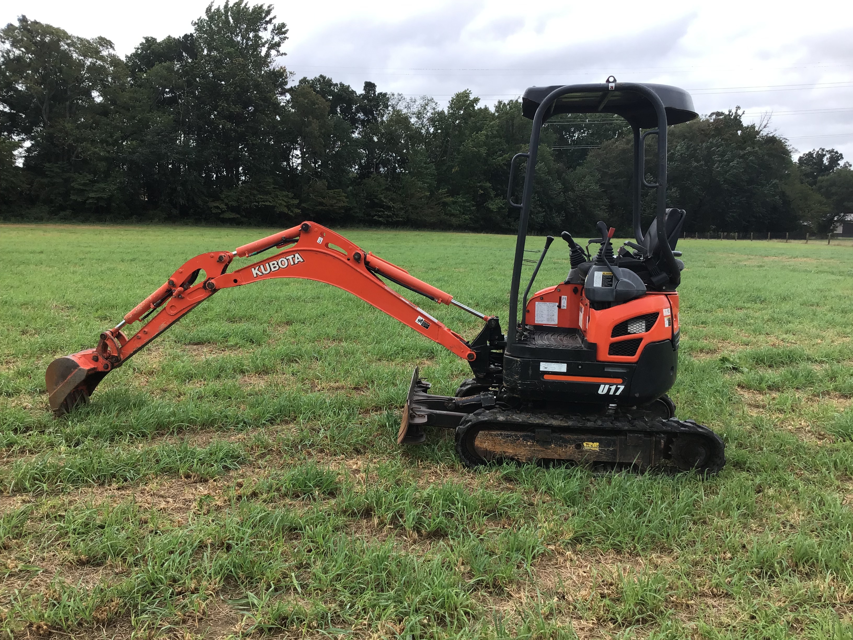 2019 KUBOTA U17 in Elmer, NJ