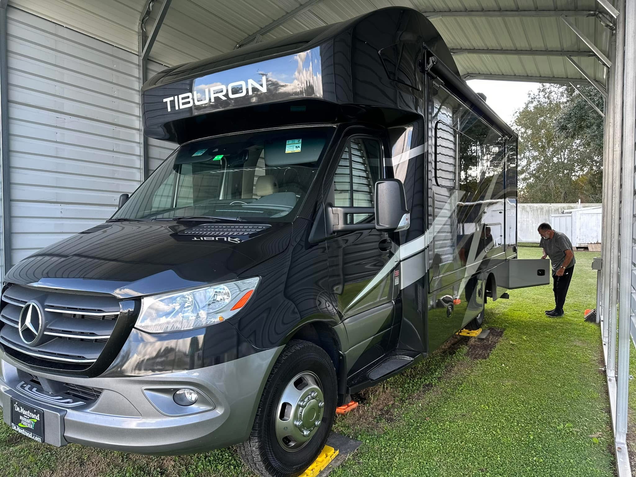 2022 Thor Motor Coach TIBURON SPRINTER 24FB in kaplan LA