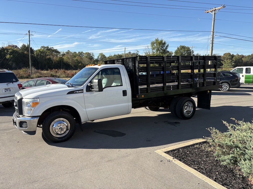 2015 FORD F350 XL in Lebanon, TN