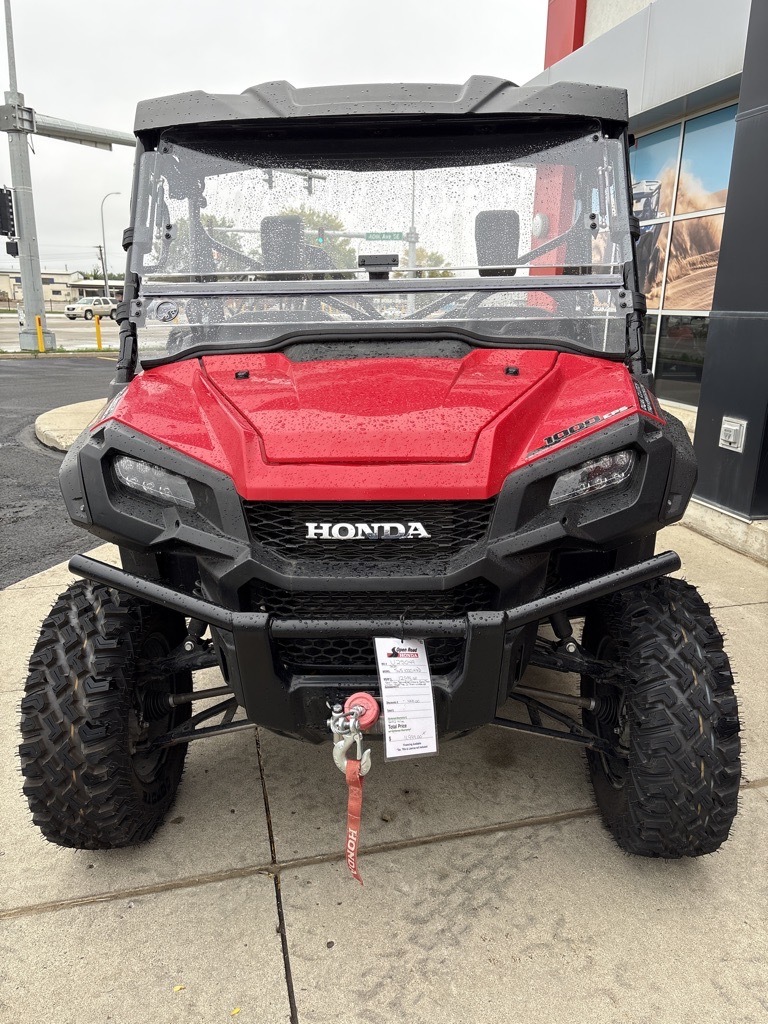 2021 Honda PIONEER 1000 DELUXE in mandan ND