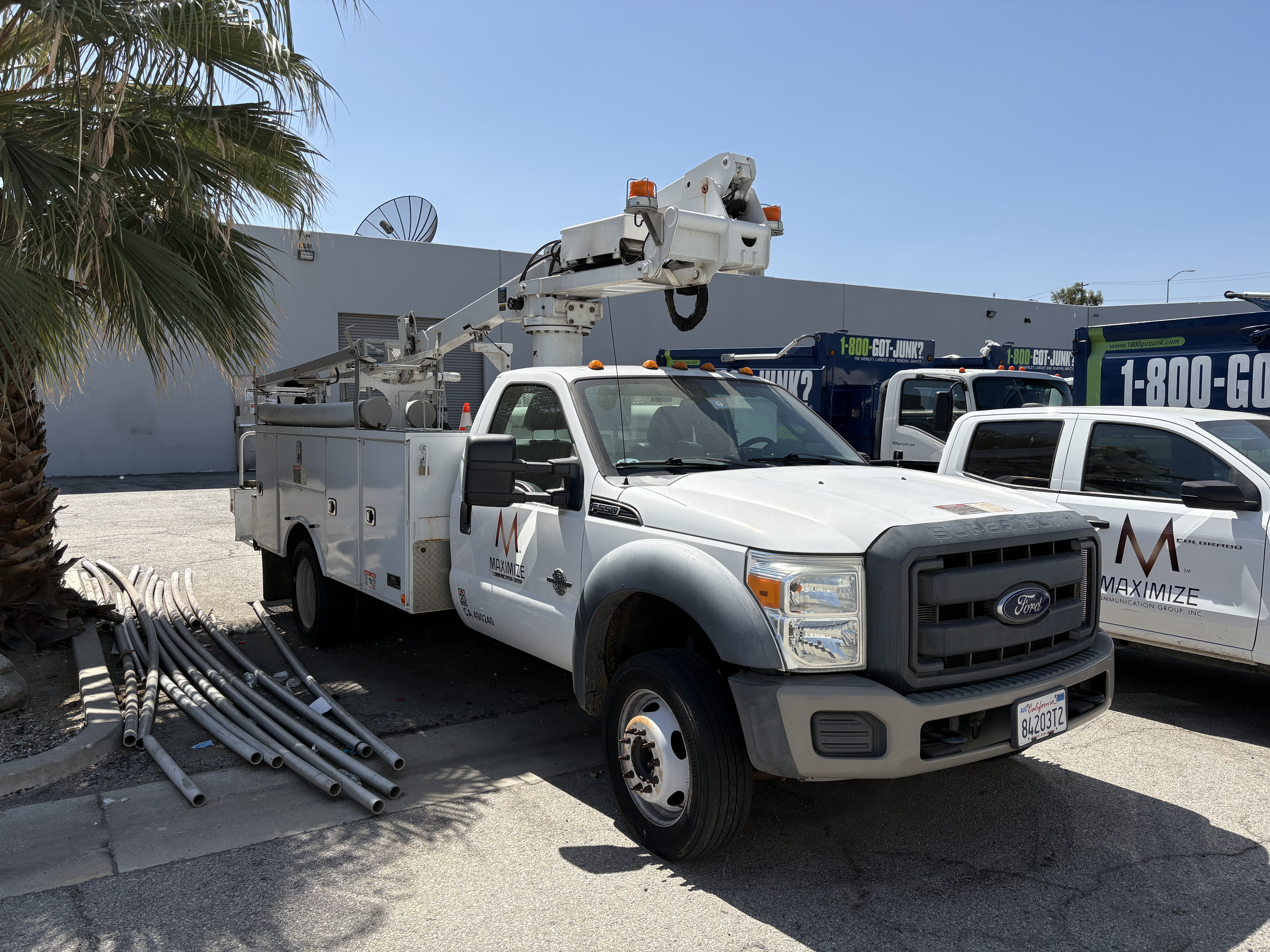 2016 FORD F-550 in Redlands, CA