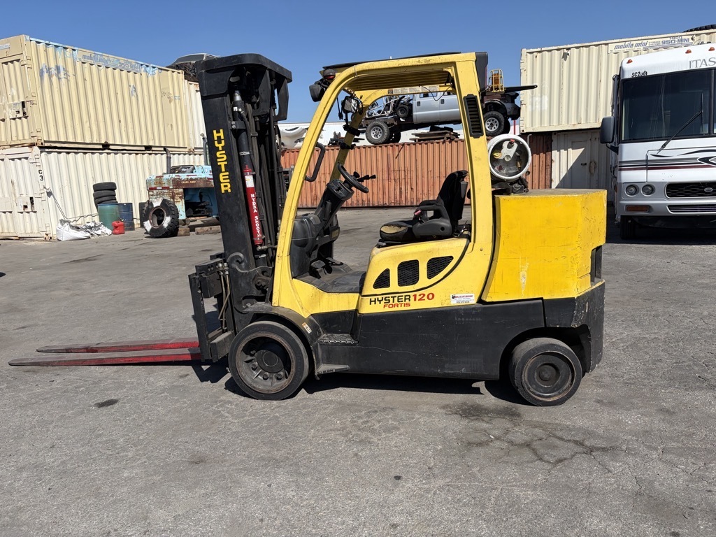 2008 HYSTER S120FT PRS in Montebello, CA