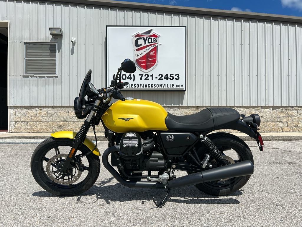 2023 Moto Guzzi V7 Stone STONE in Jacksonville, FL