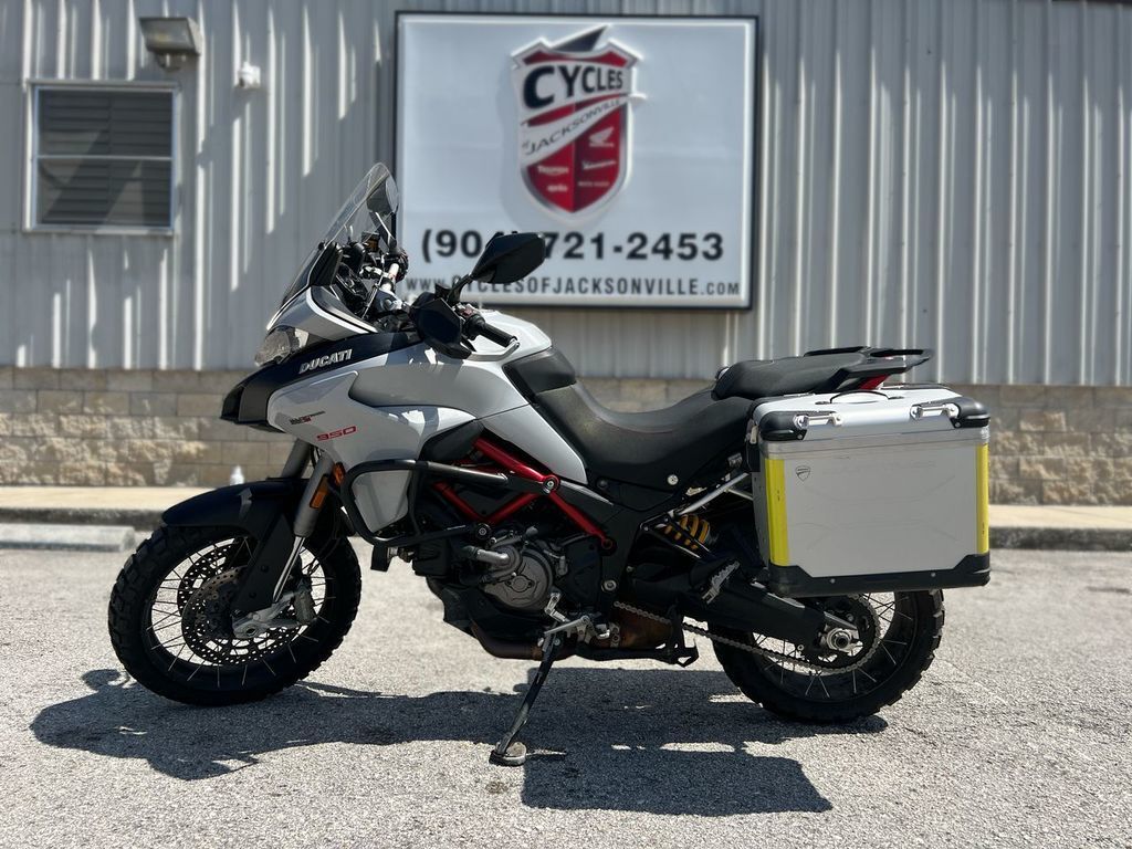 2019 Ducati Multistrada 950 S Spoked Wheels Glossy Grey 950 S SPOKED WHEELS in Jacksonville, FL